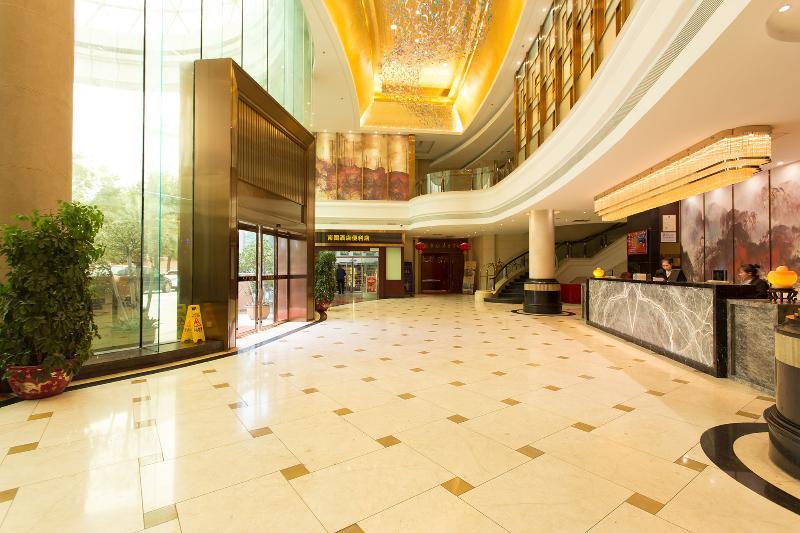 Guangzhou Nan Guo Hotel Exterior photo