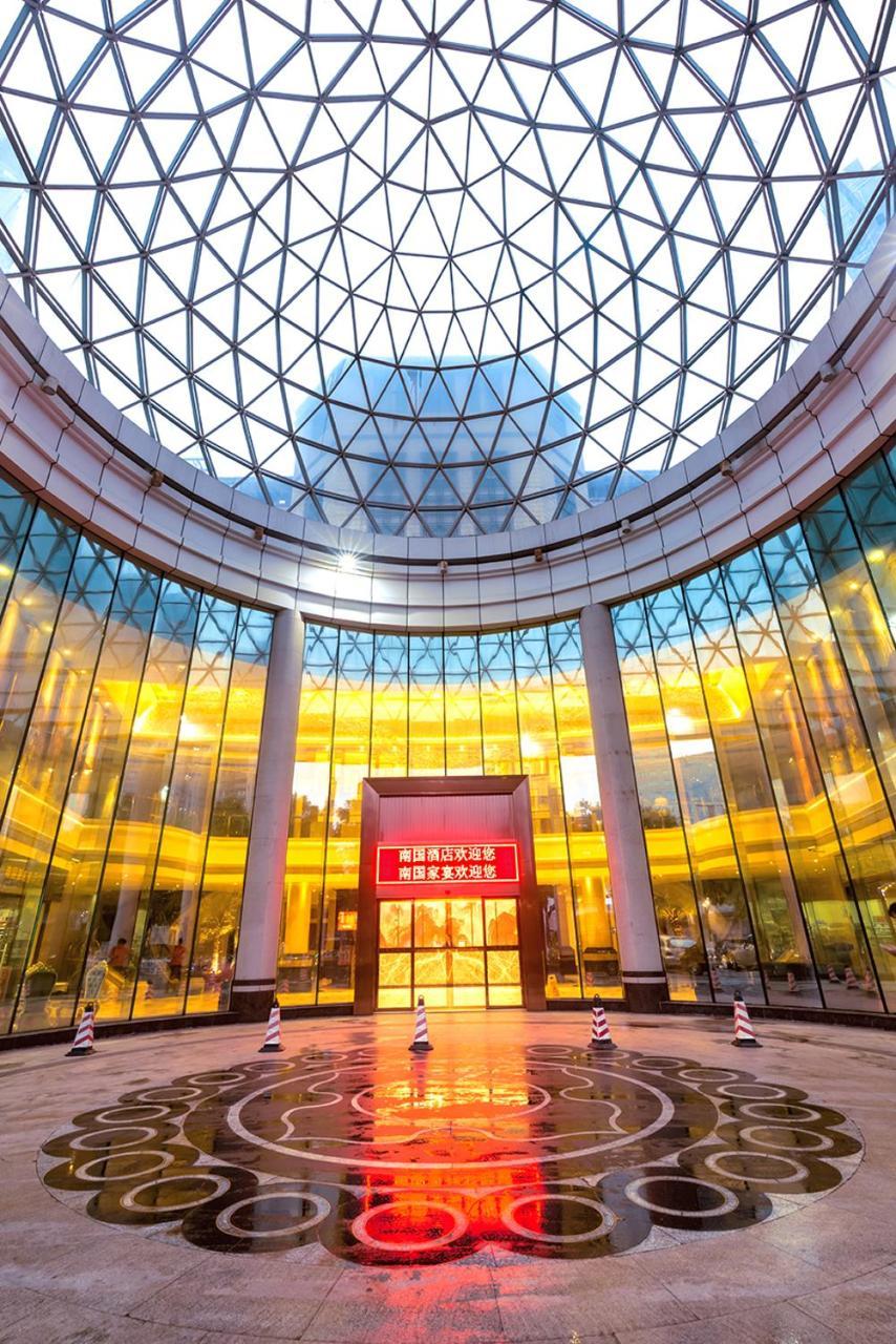 Guangzhou Nan Guo Hotel Exterior photo